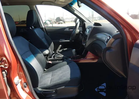 2010 Subaru Forester 2.5X Premium из США, поврежденный, VIN JF2SH6CC2AH776001